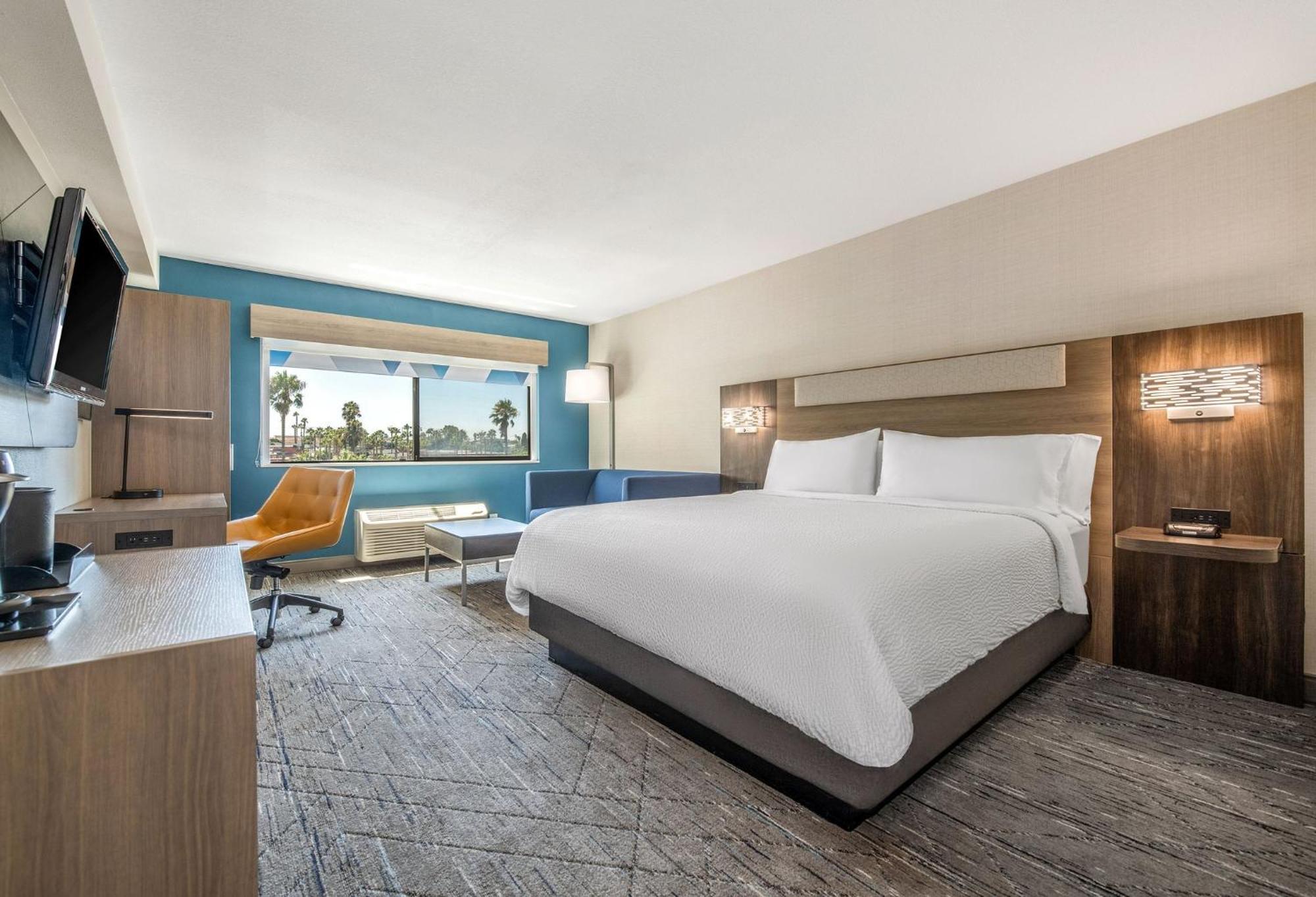 Holiday Inn Express San Diego South - National City By Ihg Екстер'єр фото