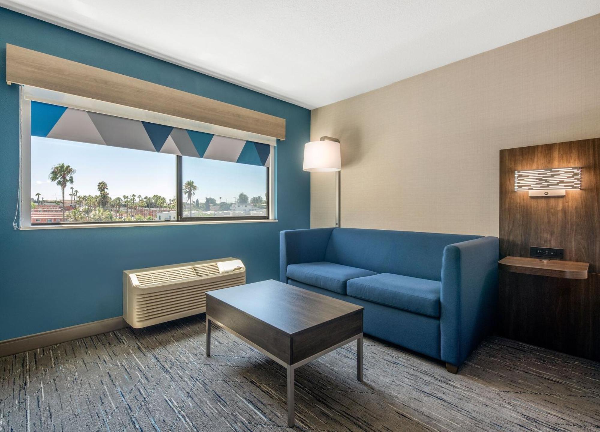 Holiday Inn Express San Diego South - National City By Ihg Екстер'єр фото
