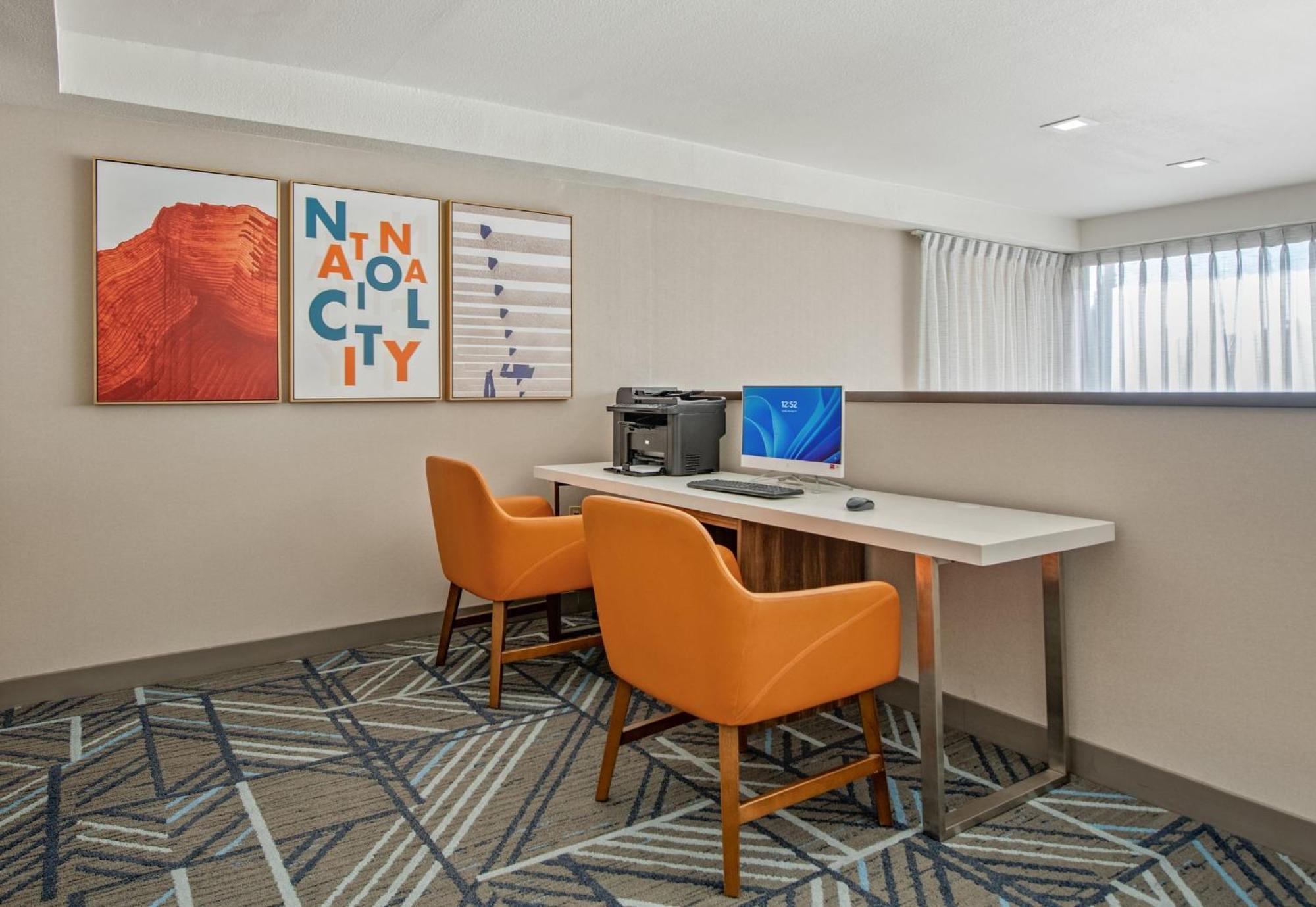 Holiday Inn Express San Diego South - National City By Ihg Екстер'єр фото
