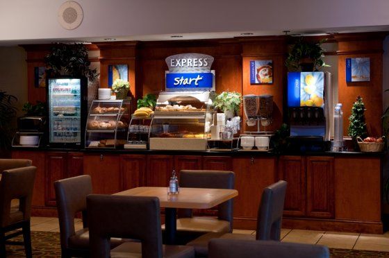 Holiday Inn Express San Diego South - National City By Ihg Ресторан фото